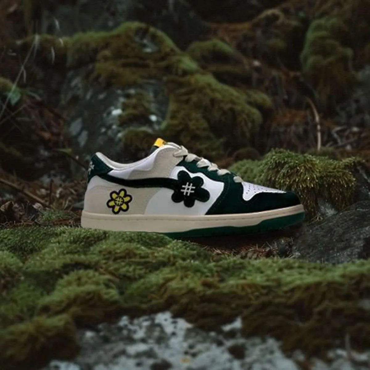 WATER THE PLANT WTP ”MOSS” DREAM KICKS DARK GREEN